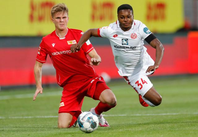 NBA：快船险胜掘金