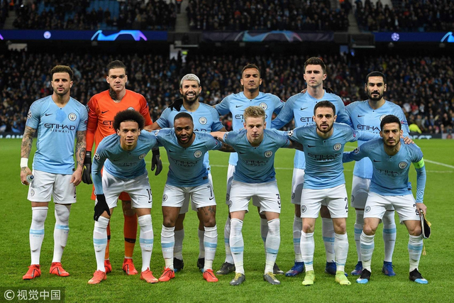 阿根廷两代球王珍贵连线：梅西马拉多纳无解二人转 5脚传递瓦解后防